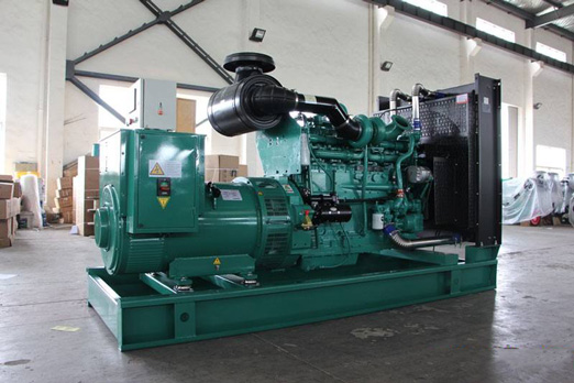 巫山320kw康明斯柴油发电车出租_COPY_COPY